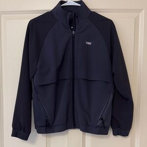 Figs Women’s Charcoal Scrub Jacket